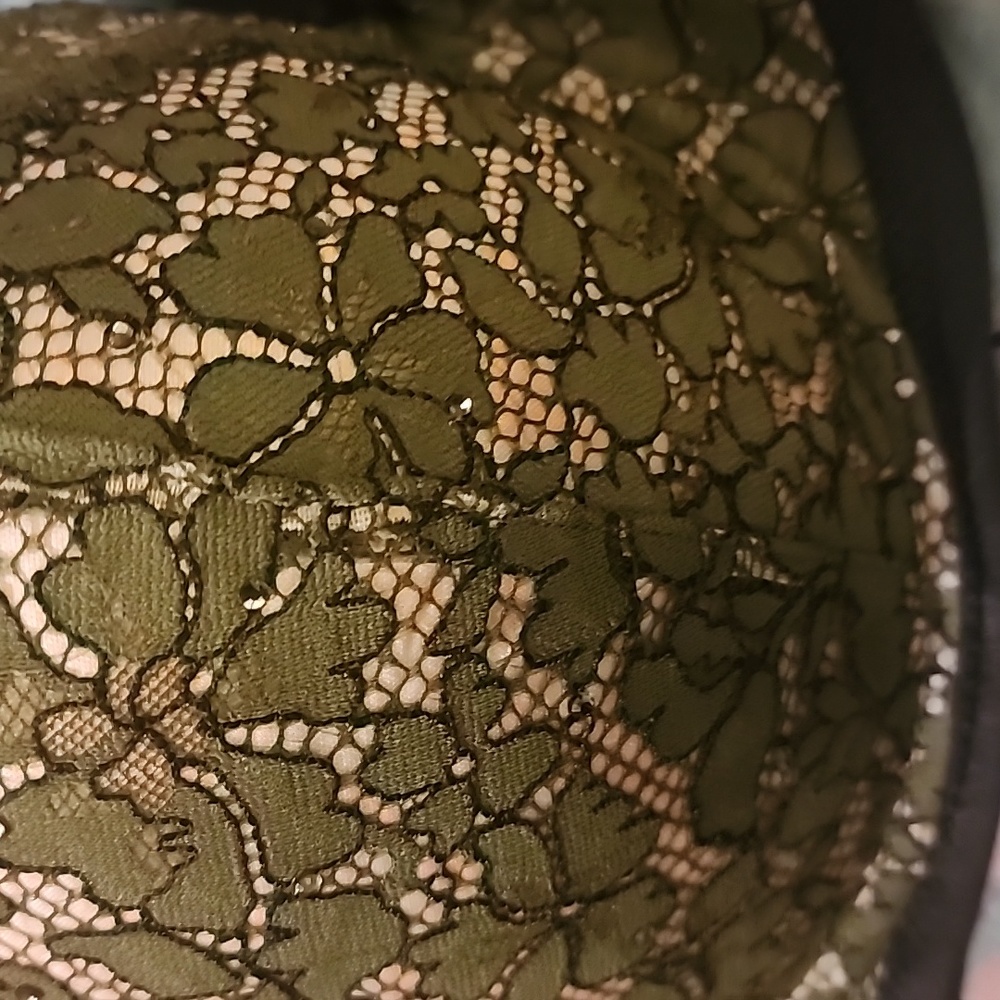 Bra - Picture 2 of 5